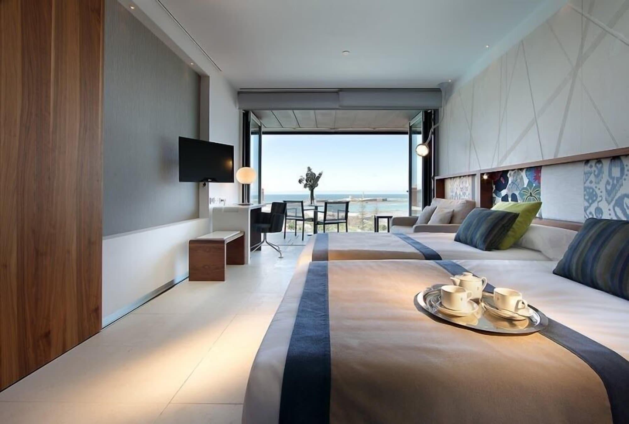 De 4* Cadiz
